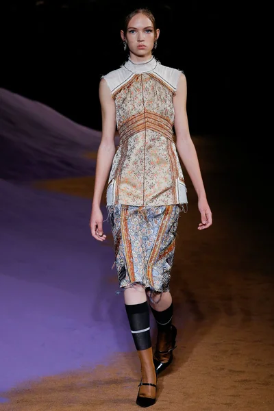Look 39